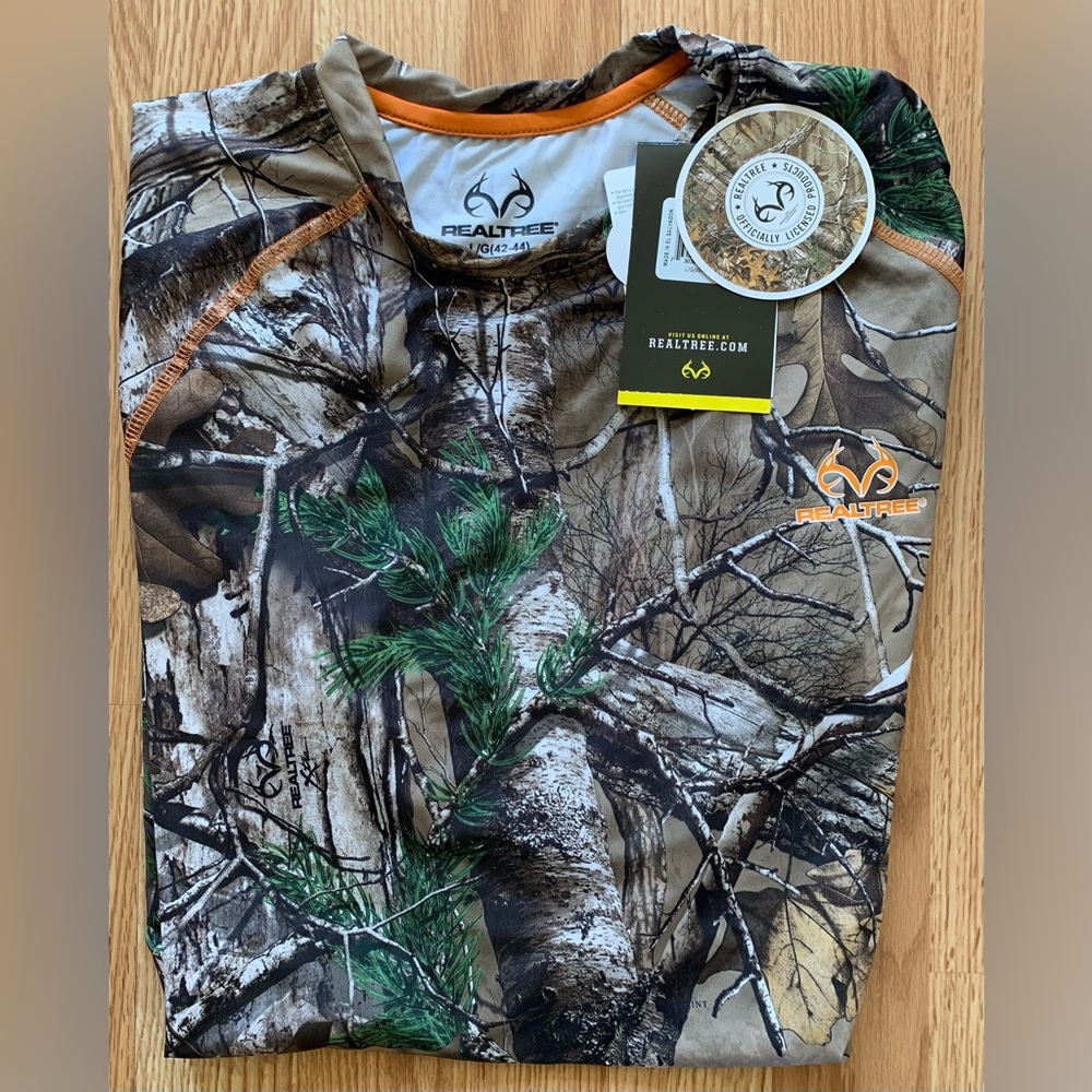 Men’s Realtree Camo T-Shirt size L (42-44)